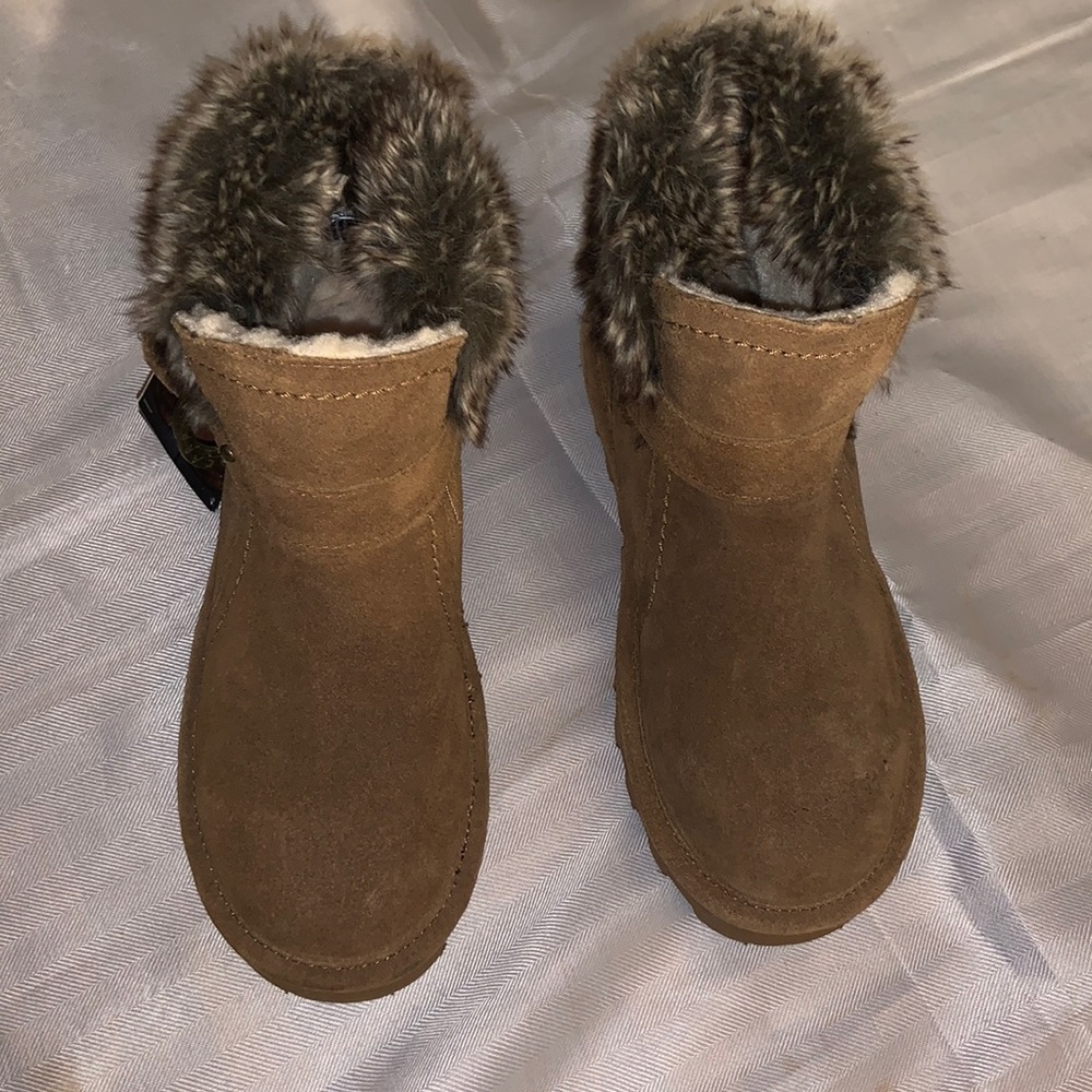Bearpaw Koko brown suede boots